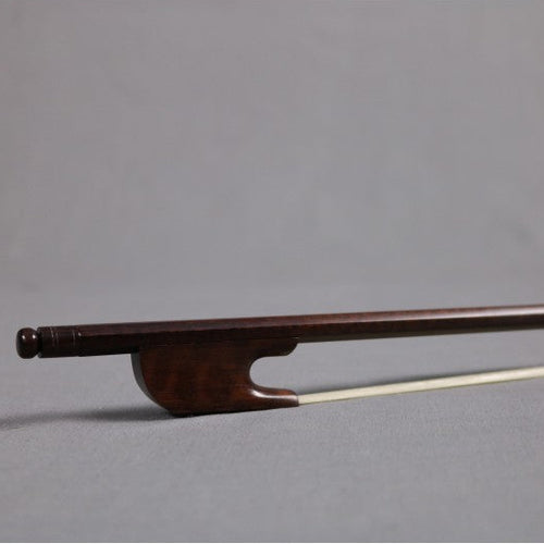 photo de Archet dessus de viole ou violon baroque